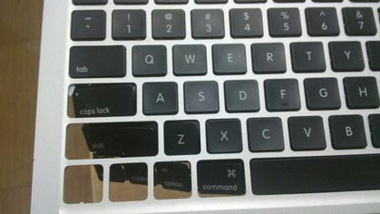 szybka naprawa klawiatury w laptopie